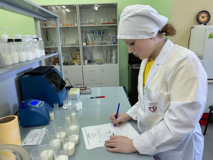 Ученица Сергиево-Посадской школы №16 одержала победу на Межрегиональном этапе Чемпионата по профессиональному мастерству «Профессионалы-2025»