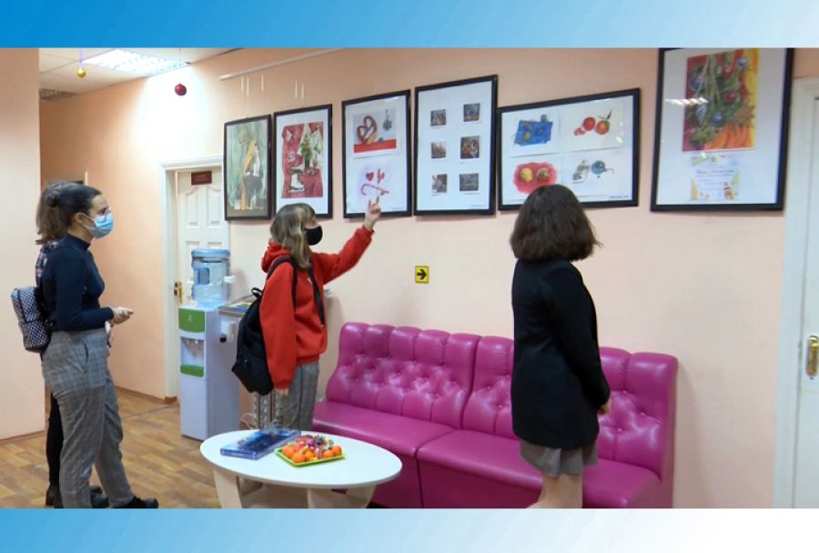 Открытие выставки учеников Надежды Нежлученко