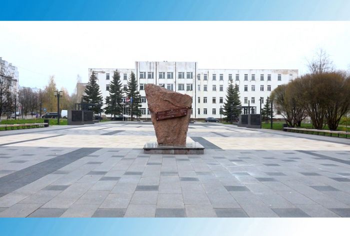 Памятники тоже считают по осени