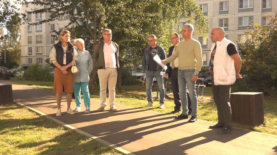 Ещё одну дворовую территорию привели в порядок