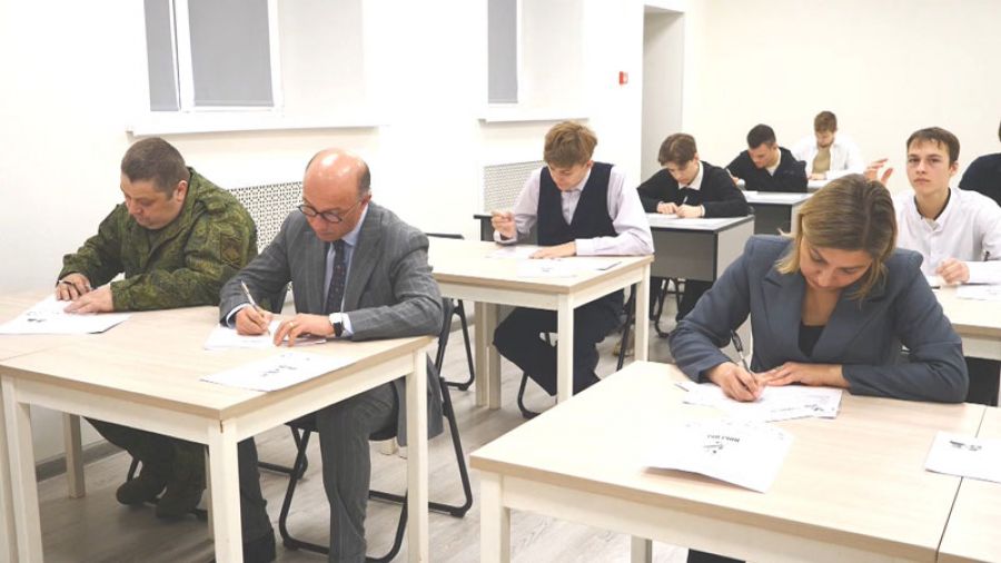 &laquo;Диктант Победы&raquo; в &laquo;Конном дворе&raquo;