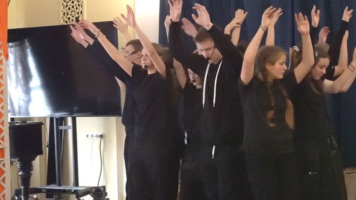 Премьера спектакля &laquo;Время войны&raquo; в ДК Гагарина