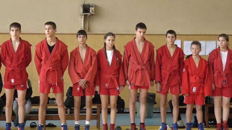 Юные самбисты со всей России приняли участие в турнире «Золотая осень»