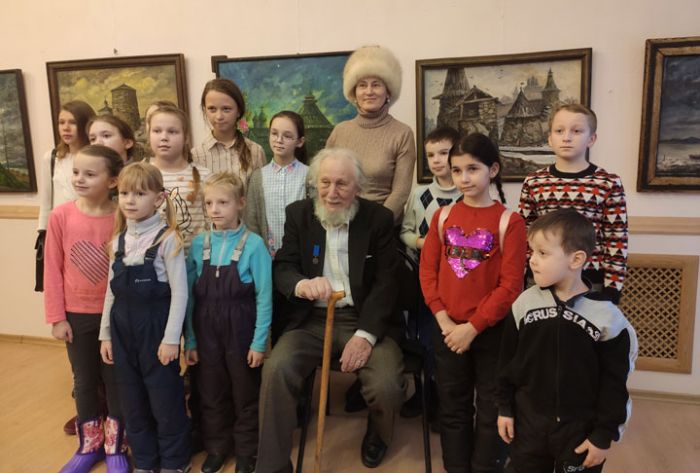 Выставка живописи «РУССКИЙ СЕВЕР» открылась в библиотеке им. В.В. Розанова