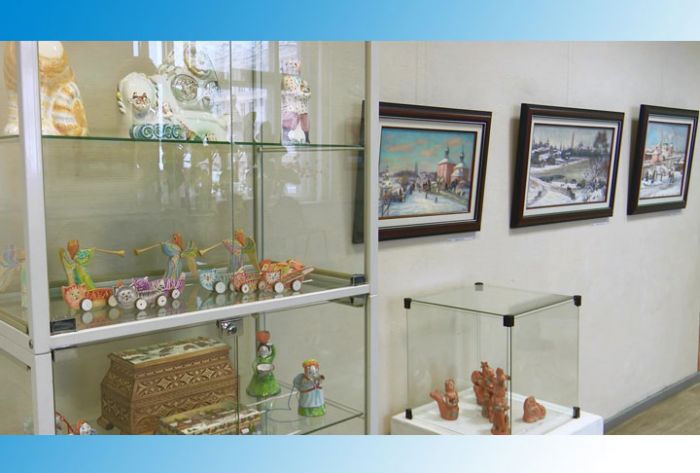 В Доме художника открылась Рождественская выставка