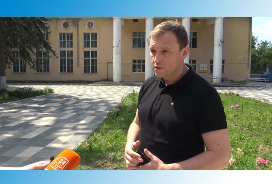 Капитальный ремонт дома культуры "Космос" в Пересвете идёт полным ходом.