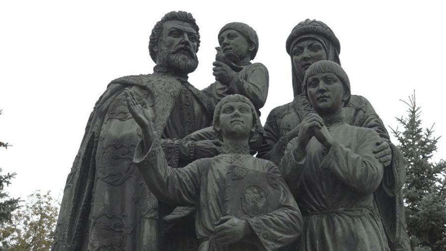 Благоустройство территории у памятника родителям преподобного Сергия