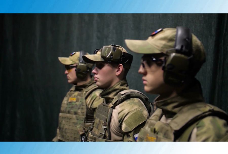 Я б в военные пошёл, пусть меня научат!