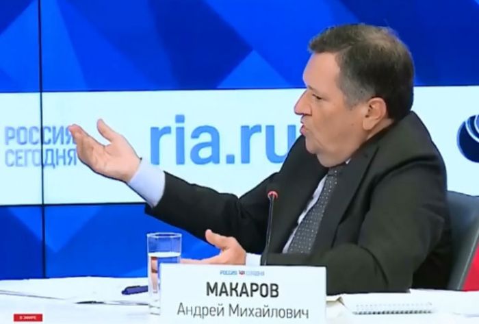 «Это очень личное решение». Депутат Макаров ответил, почему не стоит отменять депутатскую пенсию