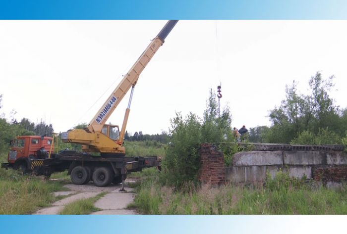 В Пересвете начались работы по демонтажу недостроенного здания