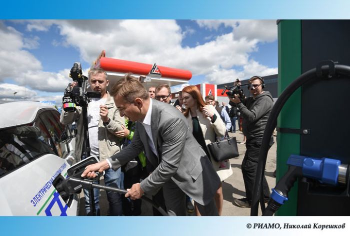 Открылась первая быстрая зарядная станция для электромобилей