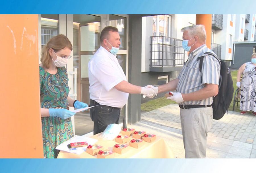 11 семей получили ключи от новых квартир