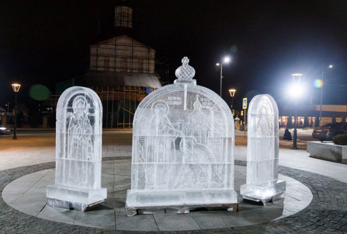 На Дороге к Храму в Сергиевом Посаде установлен ледяной &laquo;триптих&raquo; к 645-летию Куликовской битвы