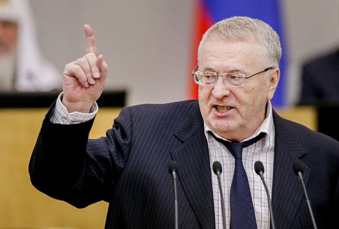 Жириновский призвал депутатов сброситься по миллиону рублей на его кампанию