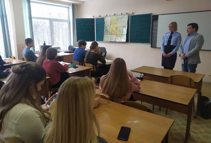 Полицейские провели акцию «Правовая грамотность несовершеннолетних»