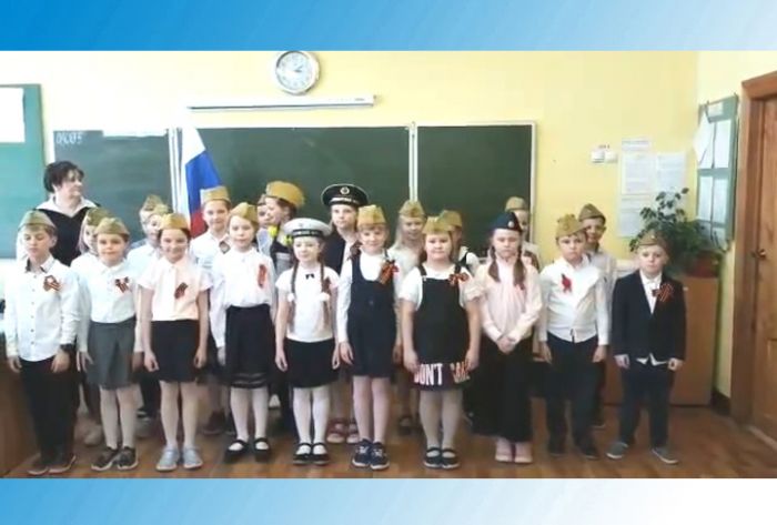 Фестиваль военной песни в средней школе №11. 2 &laquo;В&raquo; класс