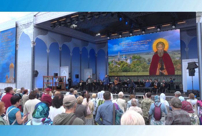 600 лет со дня обретения мощей преподобного Сергия Радонежского. Концерт на Красногорской площади