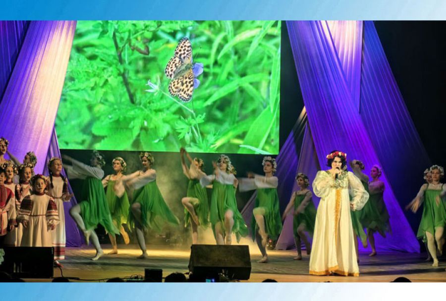 Праздничный концерт для женщин в ДК им. Гагарина