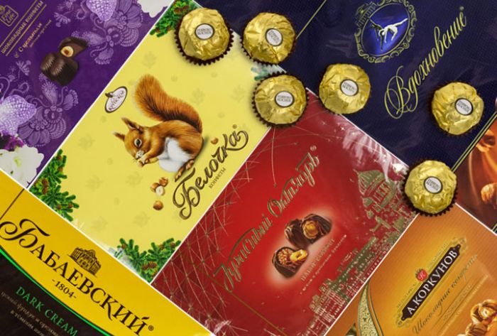 На прилавках нашли опасные шоколадные конфеты