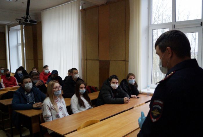 Сотрудники полиции провели мероприятие &laquo;Мы говорим нет терроризму и экстремизму!&raquo;