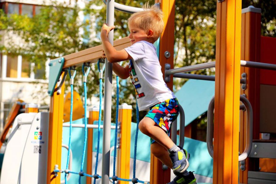 Новую детскую площадку открыли в Сергиевом Посаде