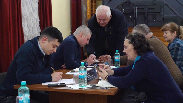 &laquo;Выездная администрация&raquo; прошла в ДК имени Гагарина