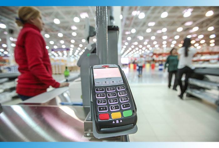 Visa и Mastercard обяжут банки выпускать только бесконтактные карты