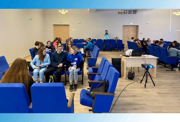 Интеллектуальную битву ко Дню Конституции организовали сергиевопосадские молодогвардейцы