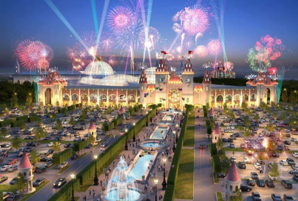 В Москве открывается самый большой в Мире Диснейленд