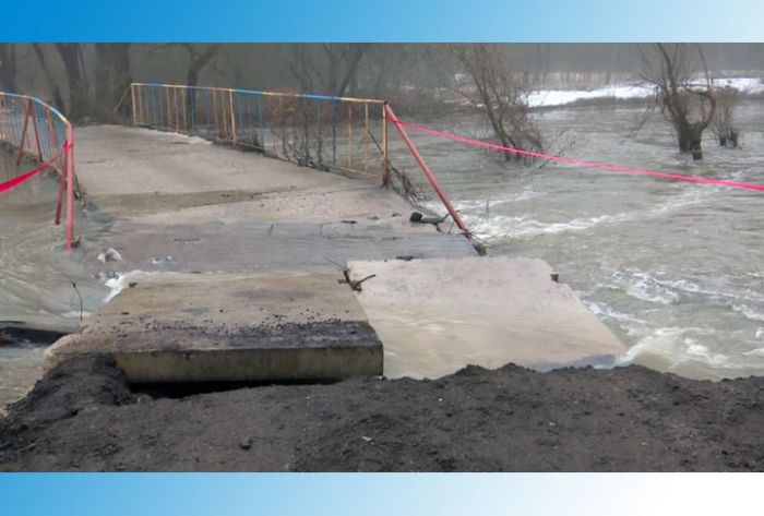 Движение по мосту через реку Торгоша восстановлено