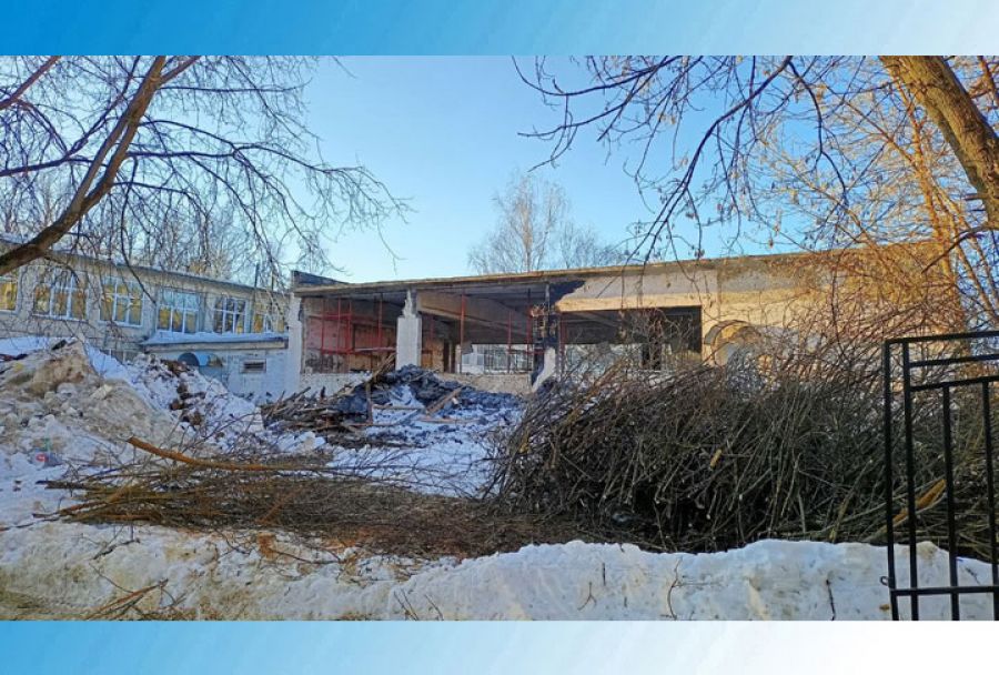 Продолжается капремонт здания школы №4