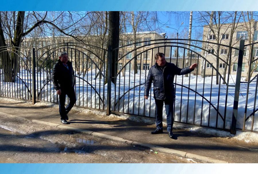 Алексей Вохменцев провёл проверку прилежащих к Избирательным участкам территорий