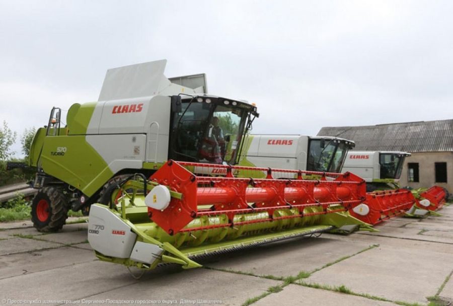 Новая сельхозтехника поступила в хозяйства Сергиево-Посадского округа