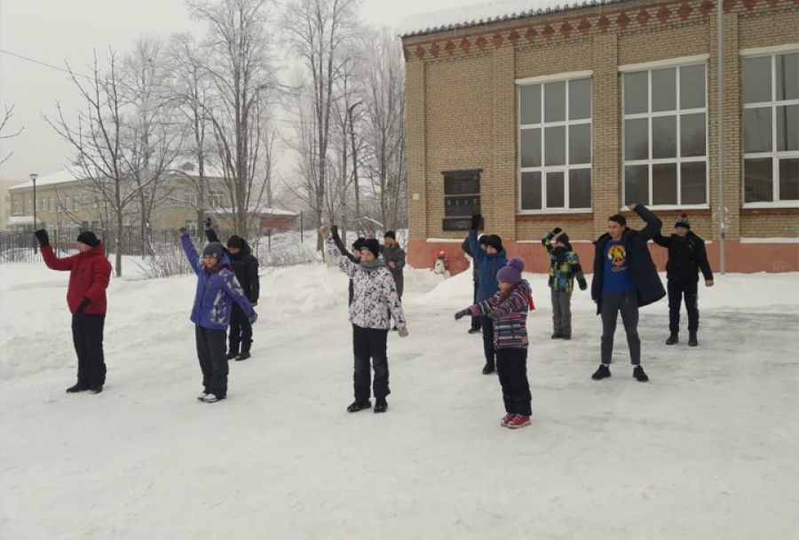 Краснозаводские школьники сделали много добрых дел, участвуя во Всероссийской &quot;доброй субботе&quot;