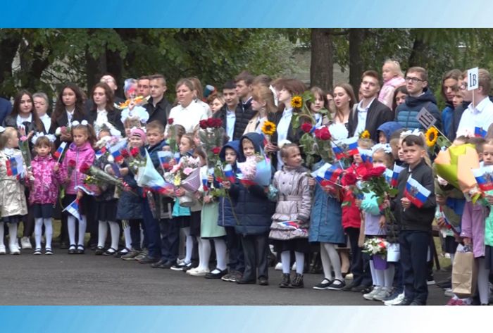 Первый звонок в 11-ой школе