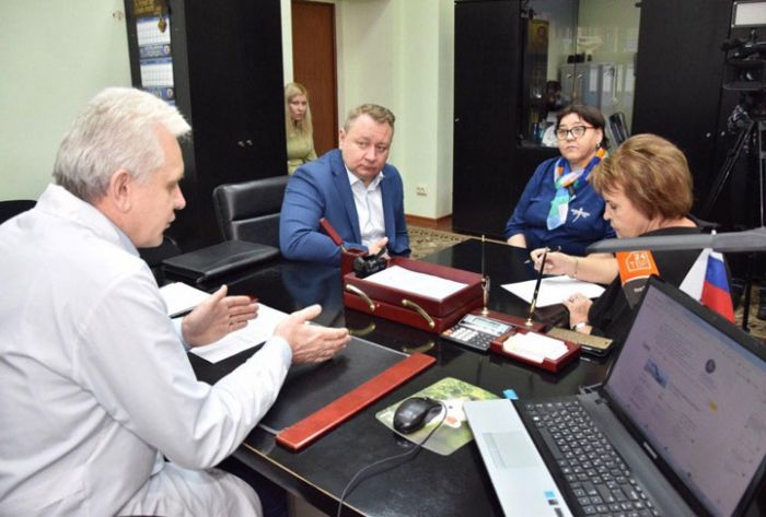 Глава Сергиево-Посадского округа и главный врач стоматологической поликлиники провели совместный прием жителей