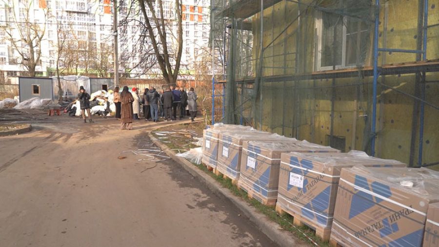 На Инженерной продолжается ремонт дома