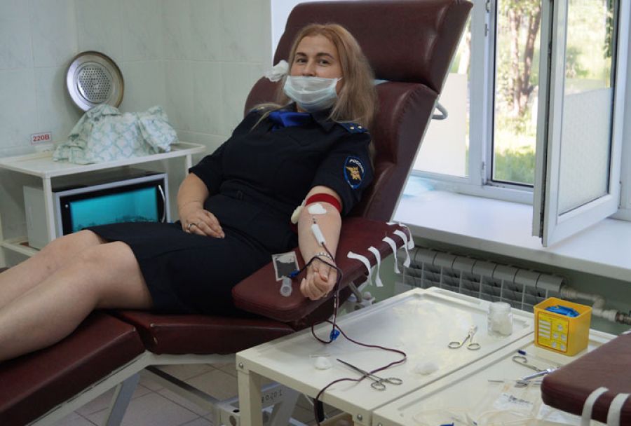 Cотрудники полиции приняли участие в донорской акции «От сердца к сердцу!»