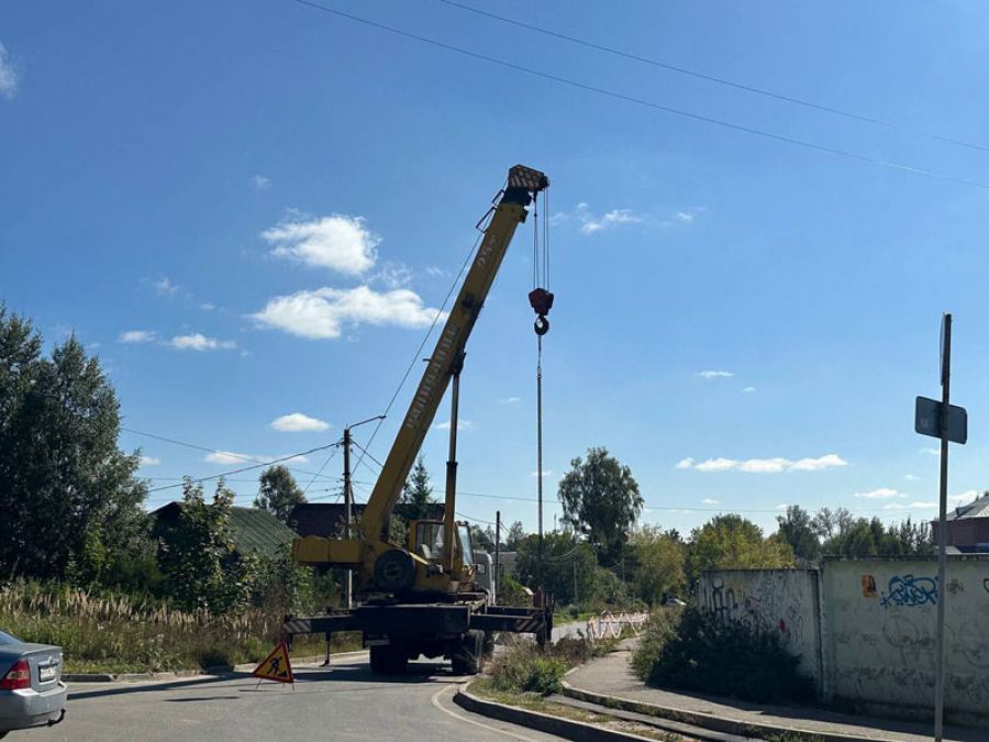 Последствия аварии на коммунальных сетях устраняют