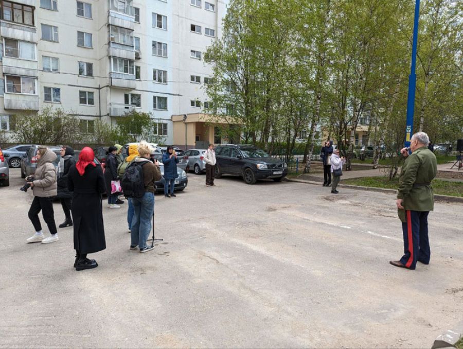 Моисееву Ирину Александровну поздравили с наступающим праздником