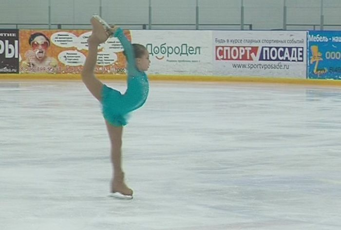 132 юных фигуриста приняли участие в открытом чемпионате района по фигурному катанию