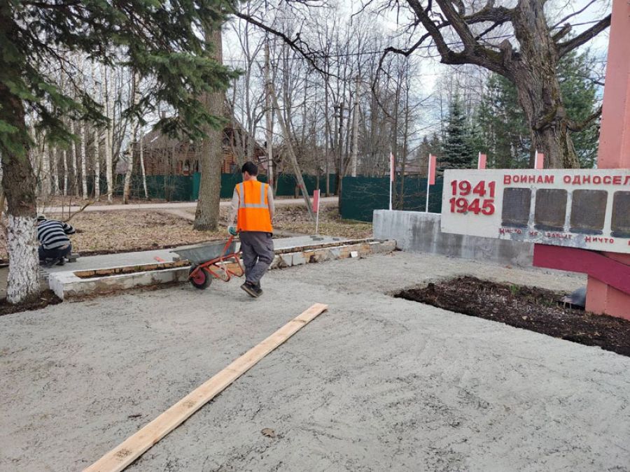 В округе ведётся активная работа по приведению в порядок памятников Великой Отечественной войны