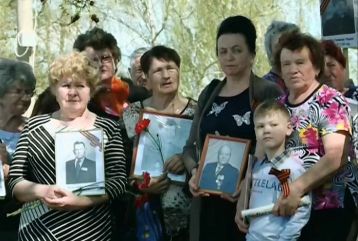 В селе Муханово торжественным маршем прошёл Бессмертный полк