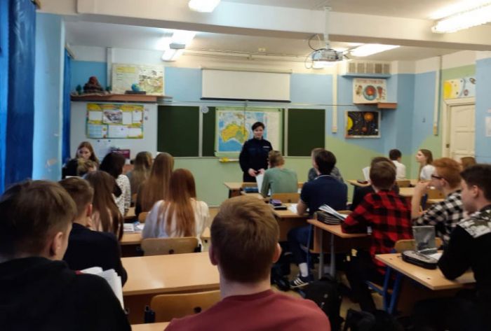 Сотрудники полиции провели встречу со школьниками