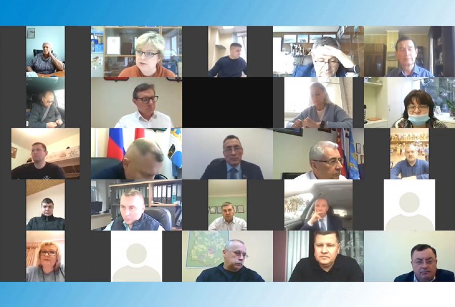 Депутаты обсуждают бюджет