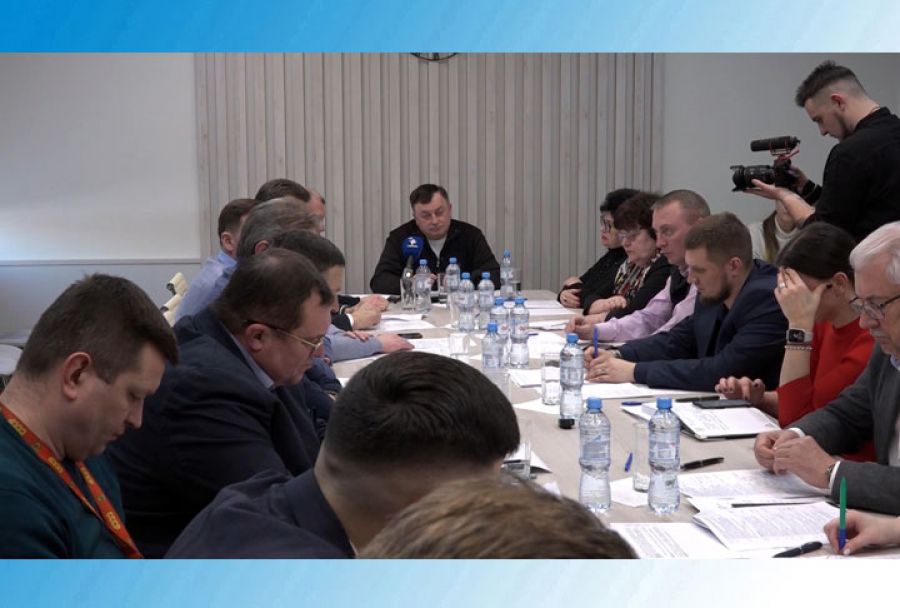 Внесение поправок в бюджет округа обсудили на заседании комитета