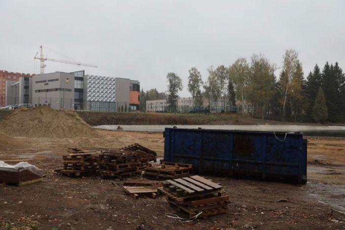 В Сергиево-Посадском округе продолжается благоустройство Екатерининского пруда