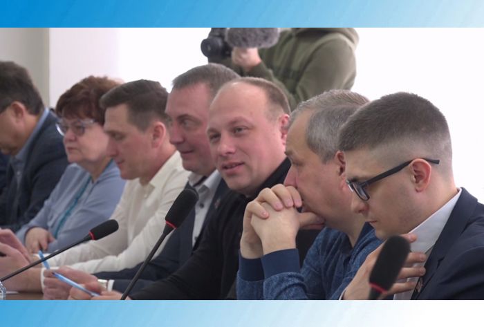 Рабочая встреча Сергея Пахомова с Советом депутатов и администрацией СПГО. Часть 18