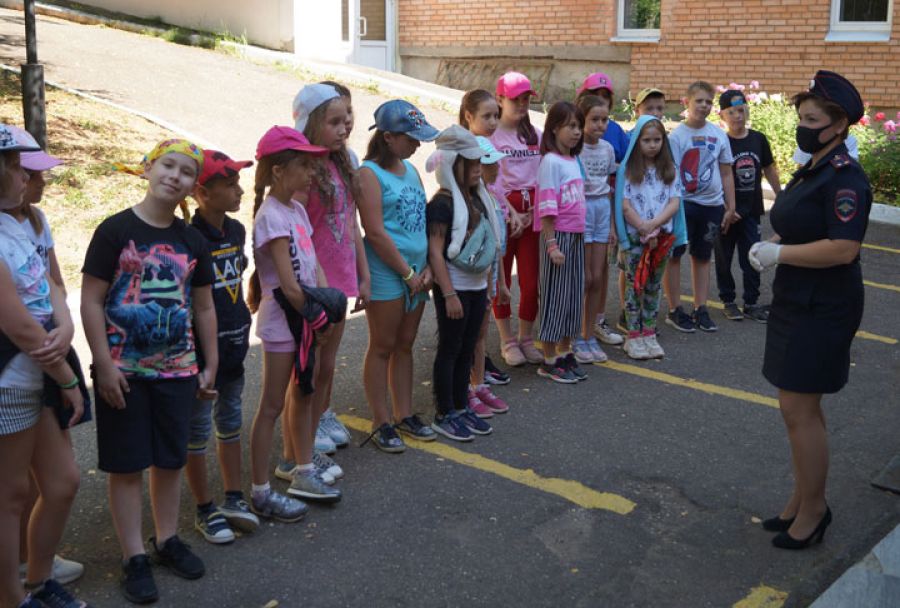 Полицейские УМВД России по Сергиево-Посадскому району провели акцию «Здоровье – твое богатство»