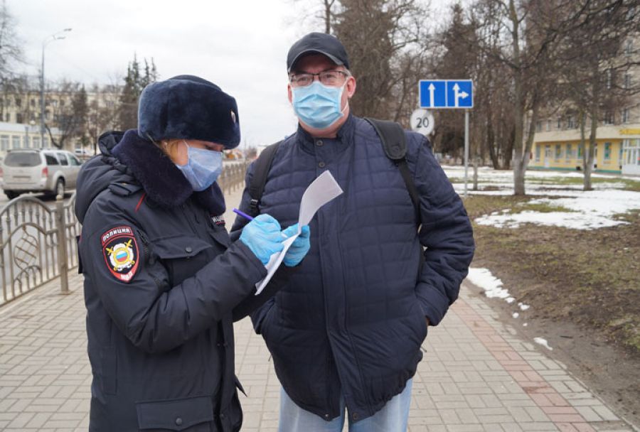 В Сергиево-Посадском округе полицейские провели профилактические беседы с жителями